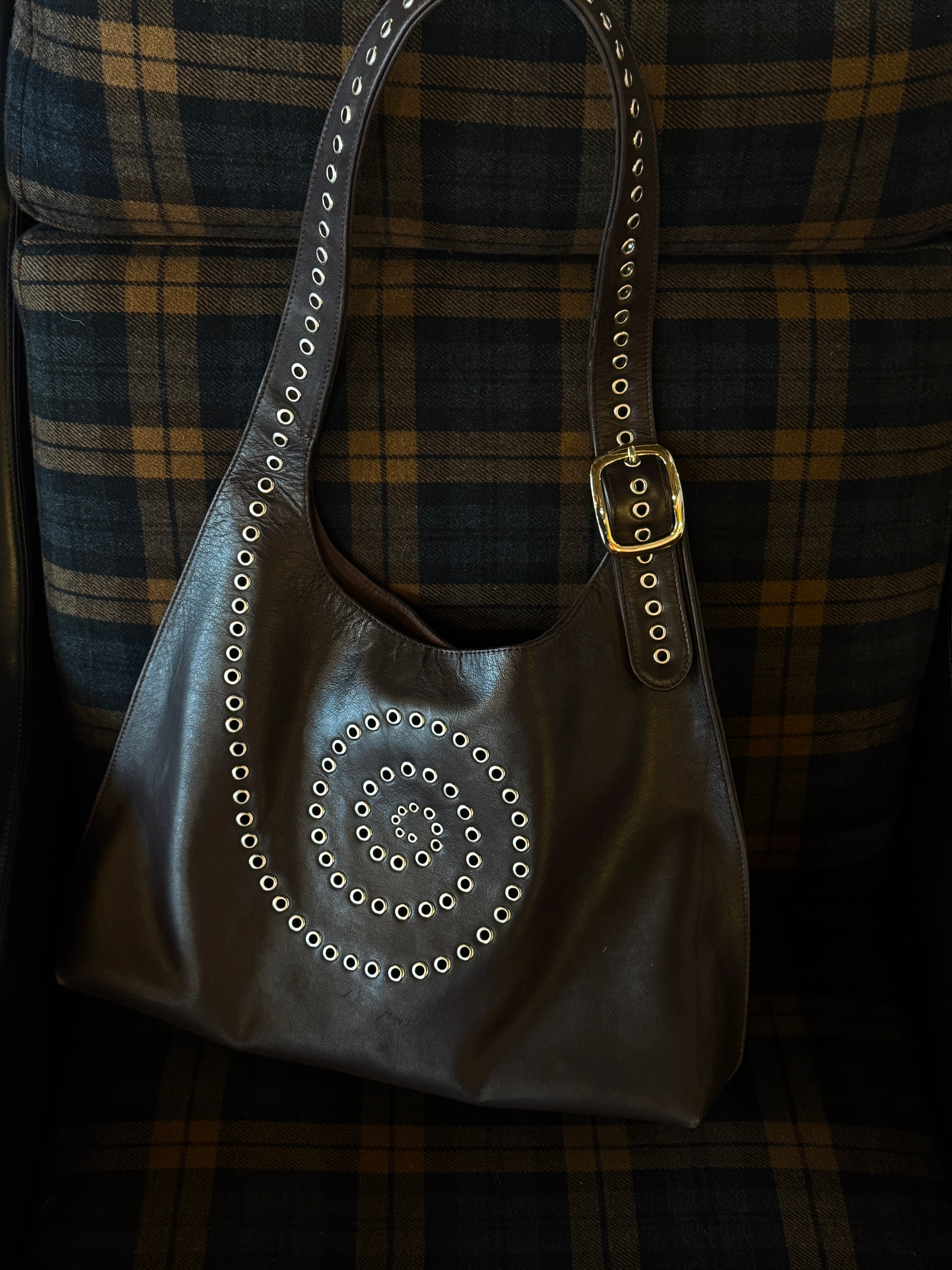 PREORDER - Coil in Deep Brown